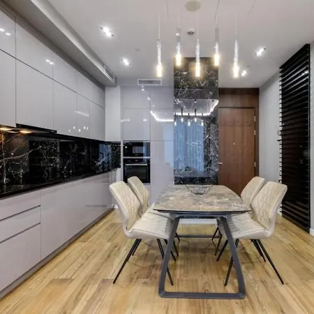 Designer Naples